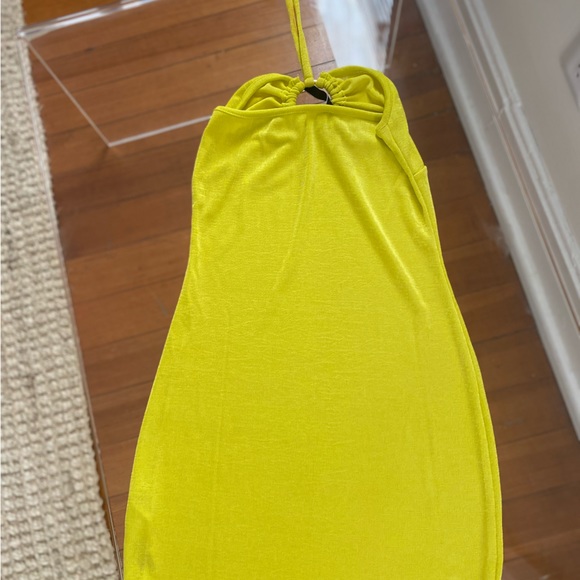 Sexy halter dress, unique lime green/chartreuse color - Picture 4 of 4